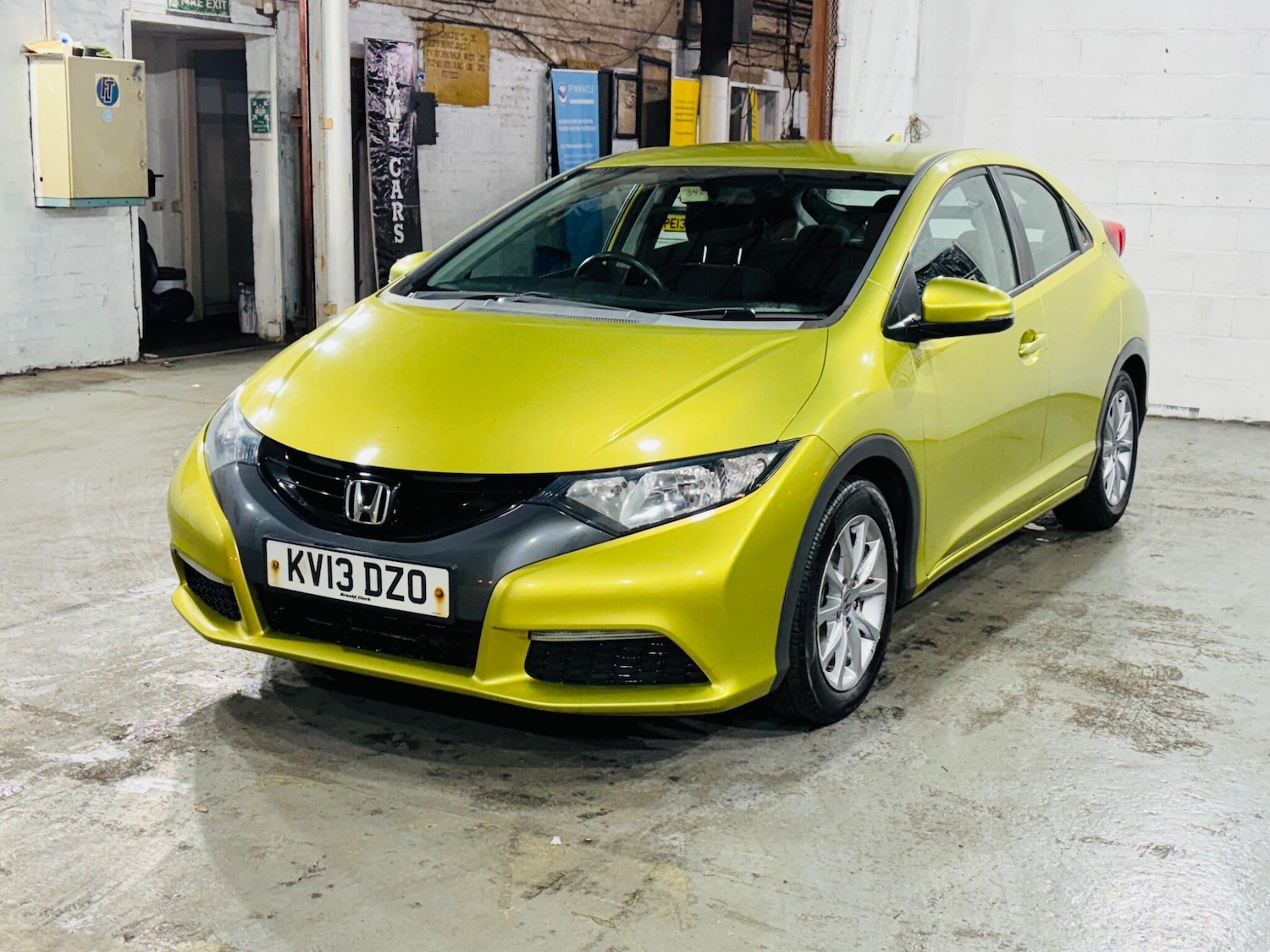 Used Honda Civic 2013 for sale - 76423052: Photo 4