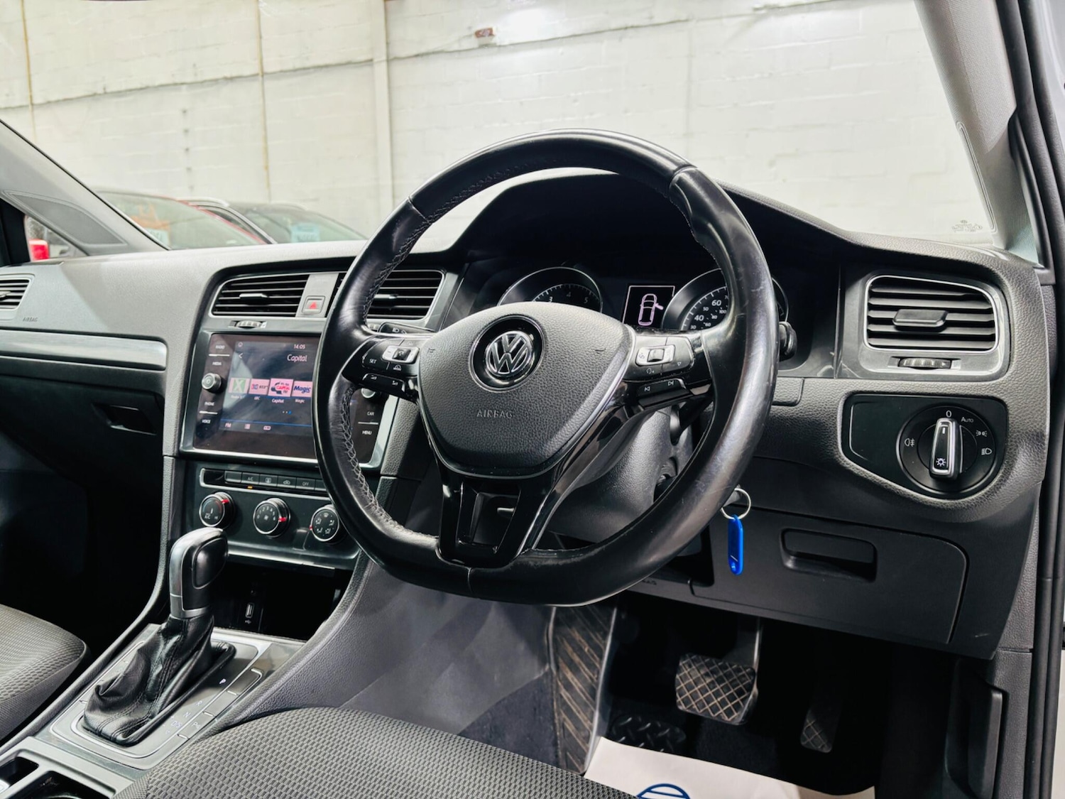 Used Volkswagen Golf 2017 for sale - 78115557: Photo 11