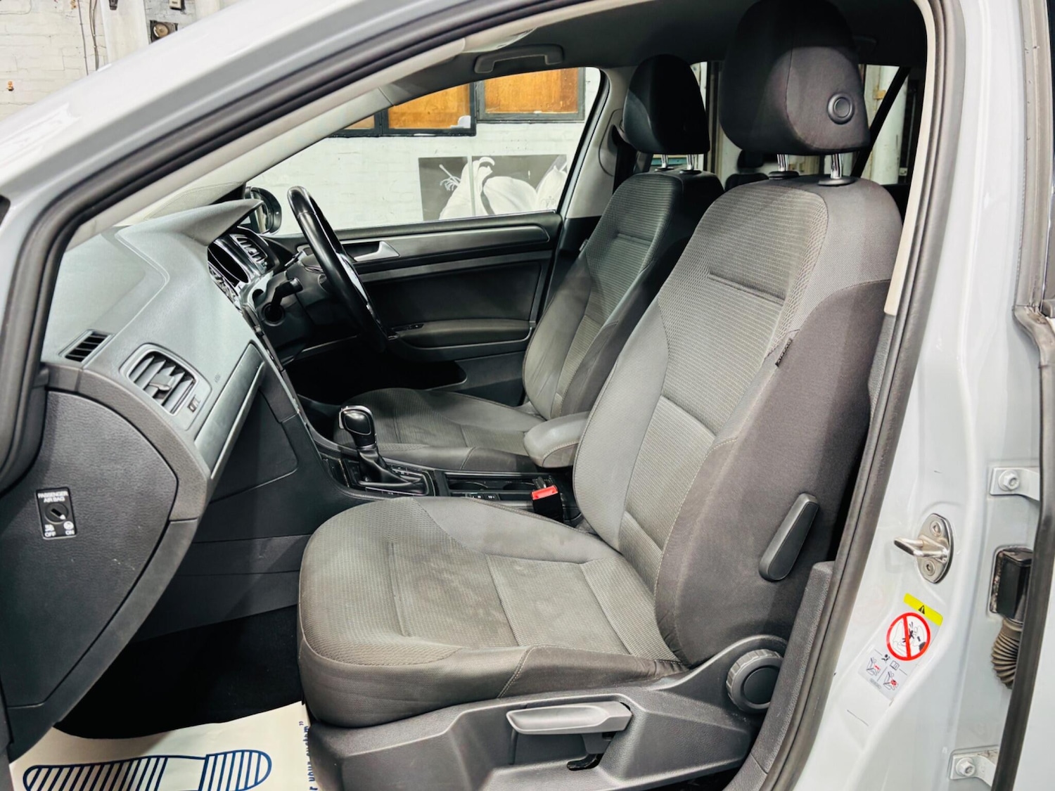 Used Volkswagen Golf 2017 for sale - 78115557: Photo 15