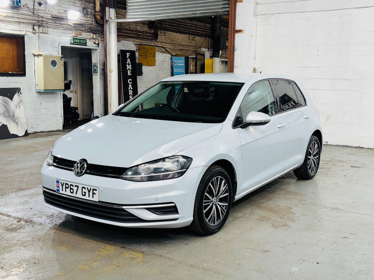 Used Volkswagen Golf 2017 for sale - 78115557: Photo 4