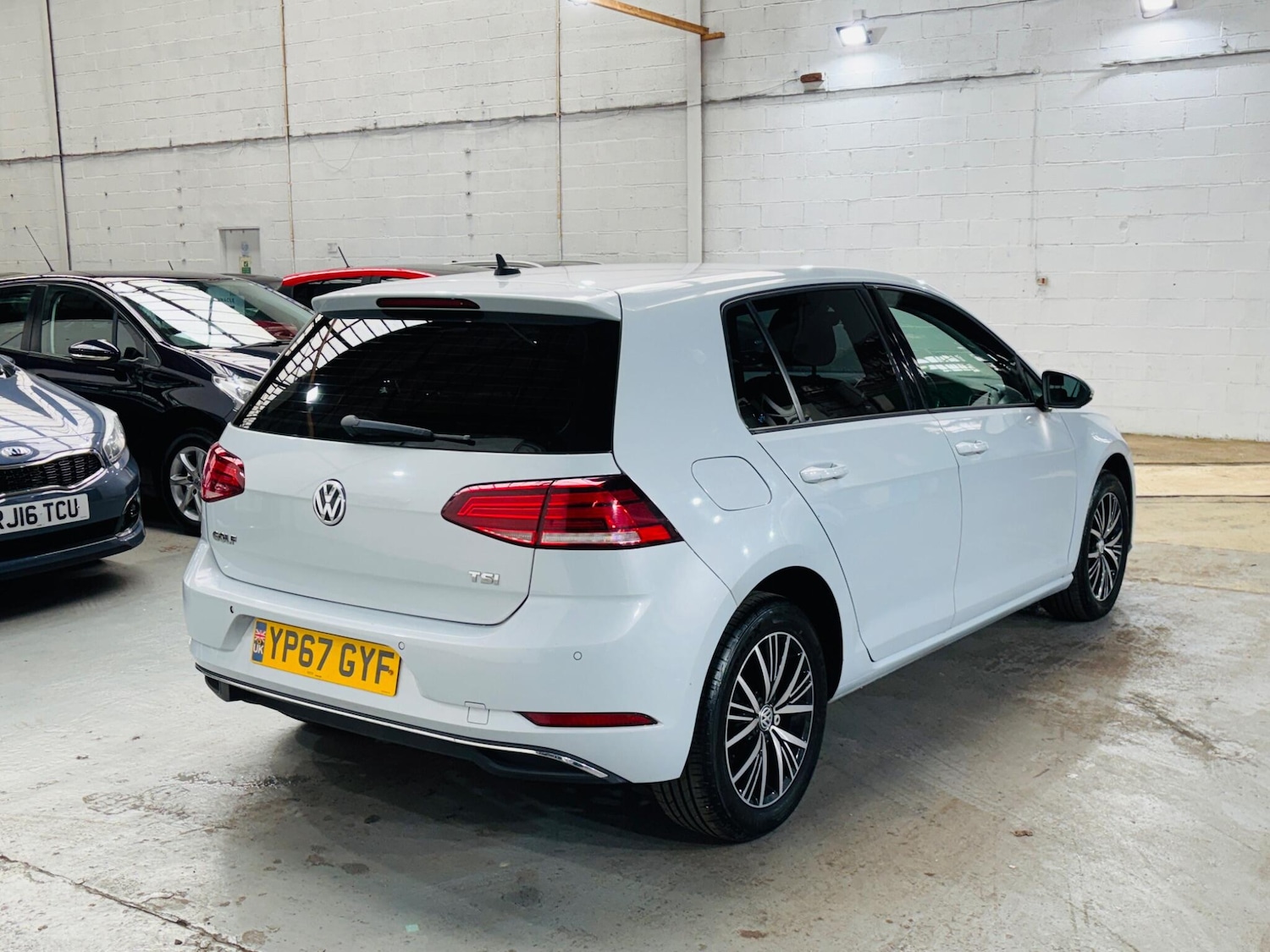 Used Volkswagen Golf 2017 for sale - 78115557: Photo 5