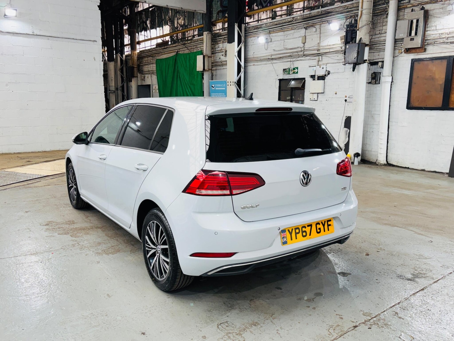 Used Volkswagen Golf 2017 for sale - 78115557: Photo 7