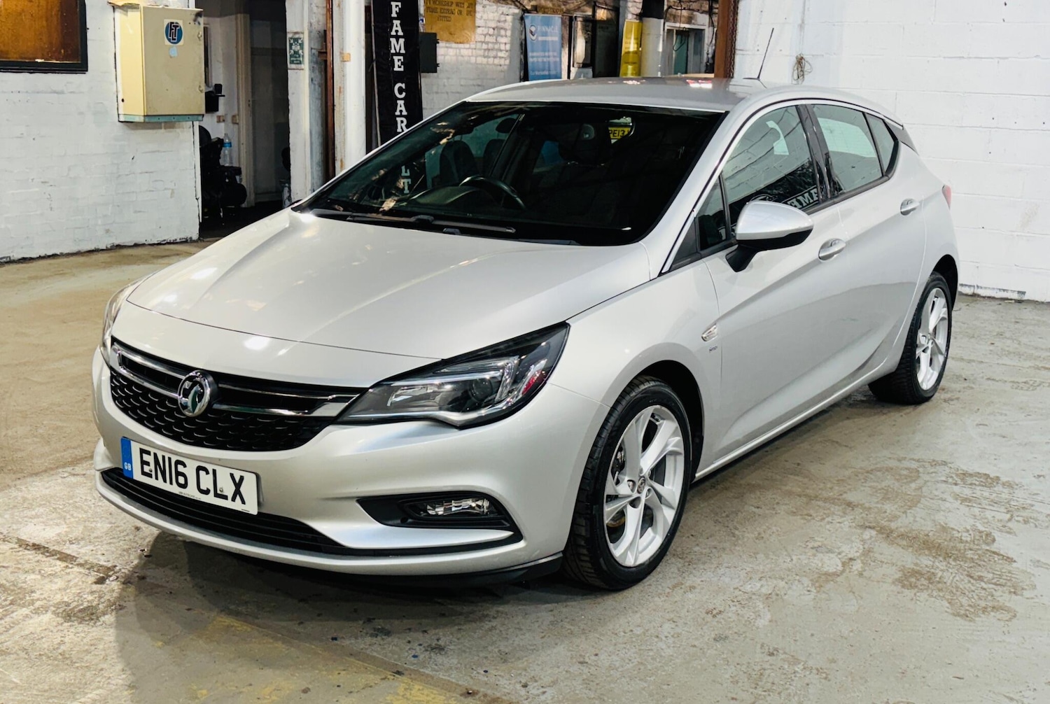 Used Vauxhall Astra for sale - 78214861: Photo 4