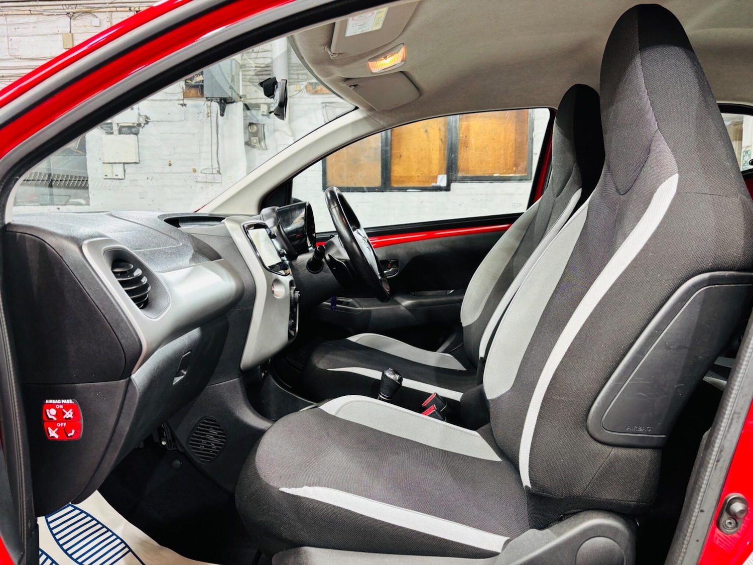 Used Toyota AYGO 2017 for sale - 76432410: Photo 14