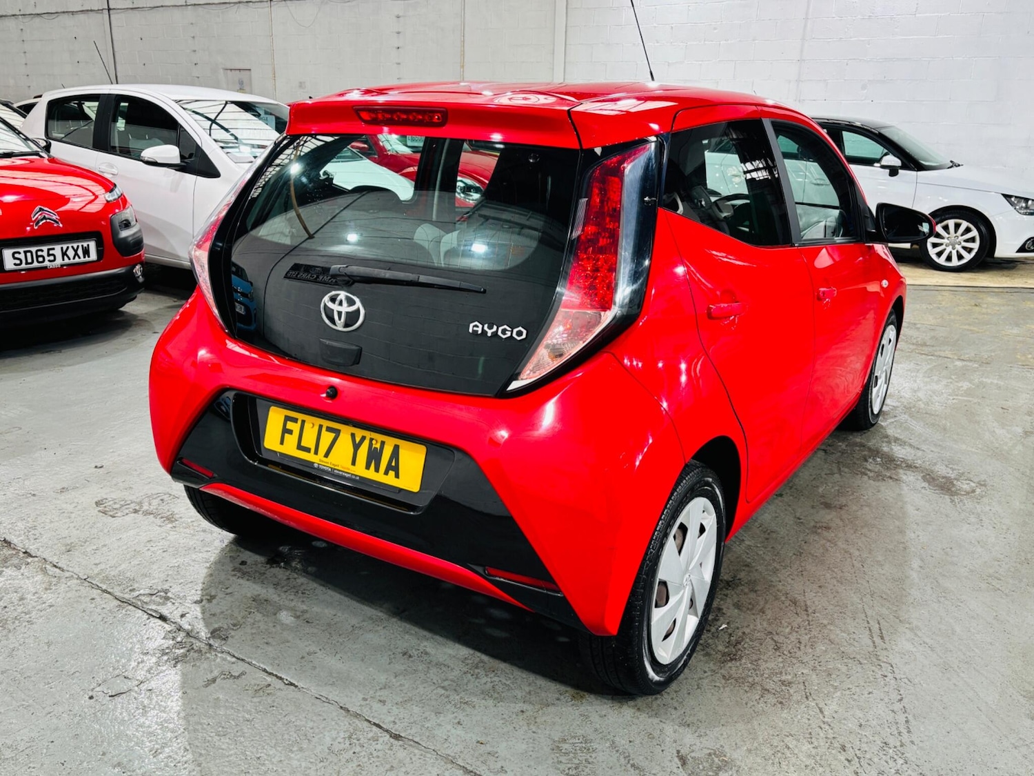 Used Toyota AYGO 2017 for sale - 76432410: Photo 5