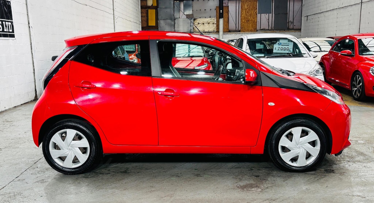 Used Toyota AYGO 2017 for sale - 76432410: Photo 8