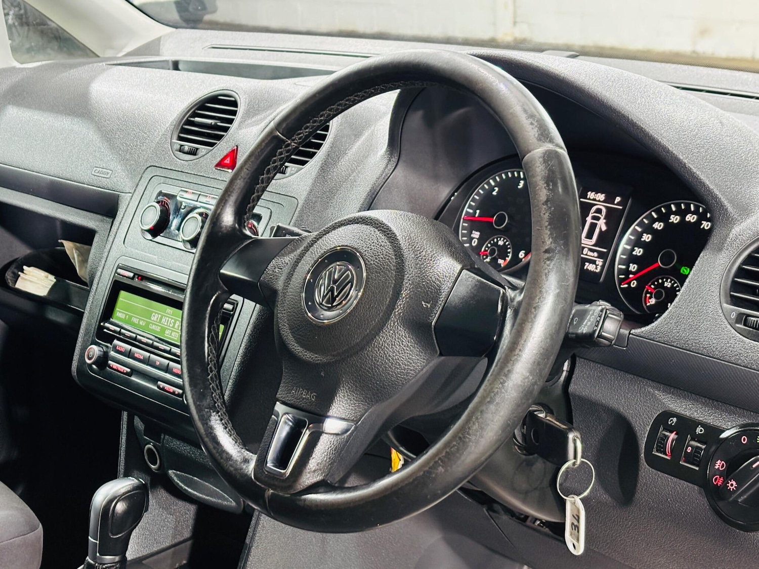 Used Volkswagen Caddy 2015 for sale - 77509936: Photo 11