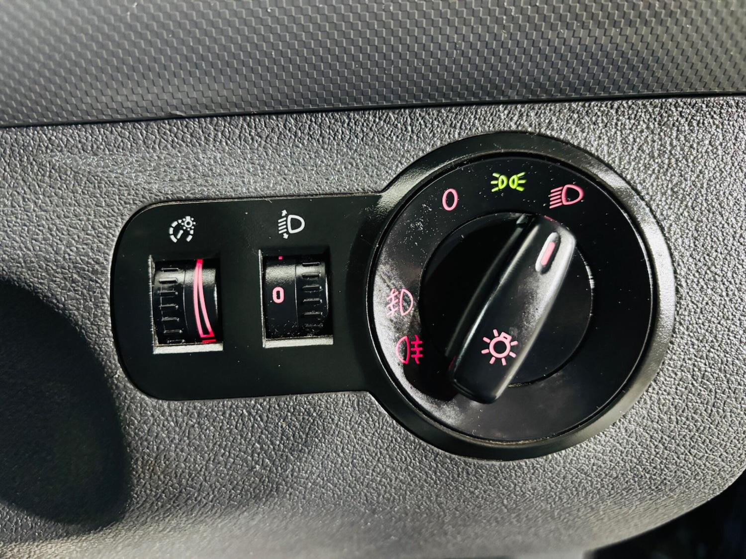 Used Volkswagen Caddy 2015 for sale - 77509936: Photo 21