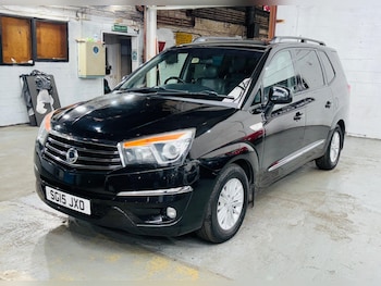 Used Ssangyong Turismo 2015 for sale - 78822593: Photo