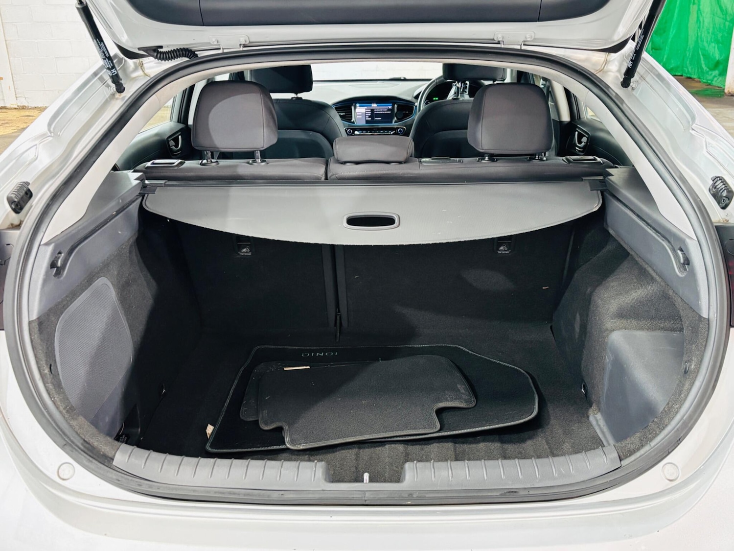 Used Hyundai IONIQ 2017 for sale - 77386930: Photo 32