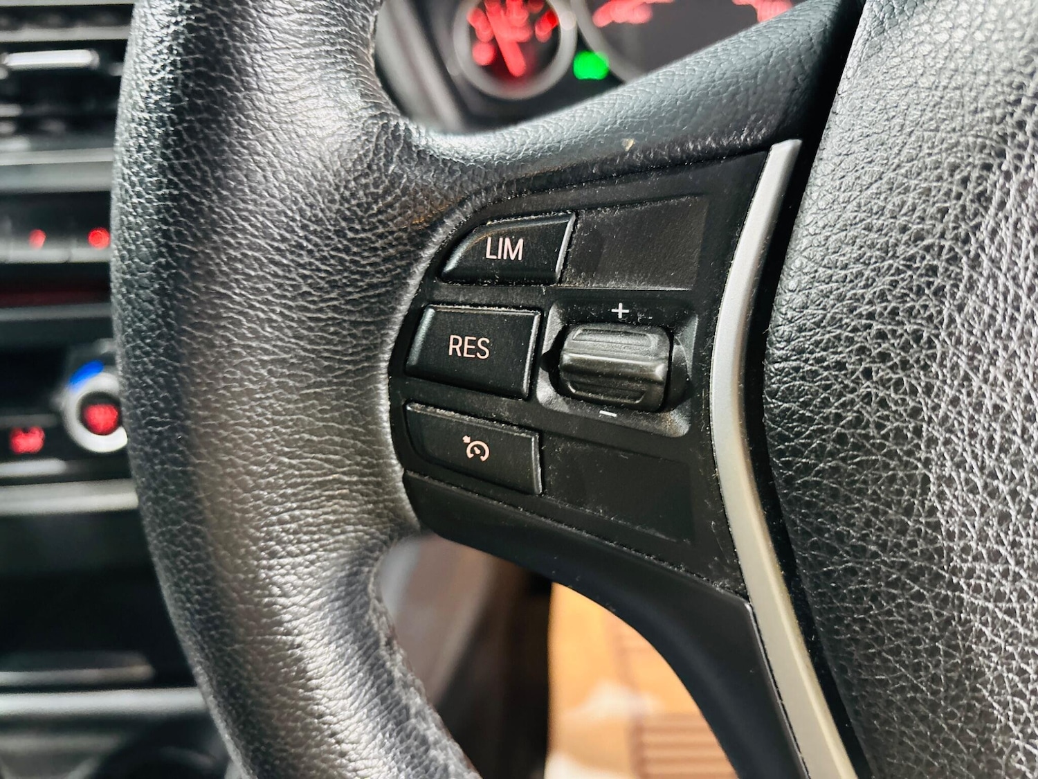 Used BMW 3 Series 2014 for sale - 76246851: Photo 20