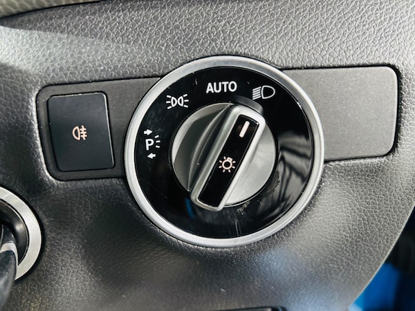 Used Mercedes-Benz B Class 2014 for sale - 76270286: Photo 19