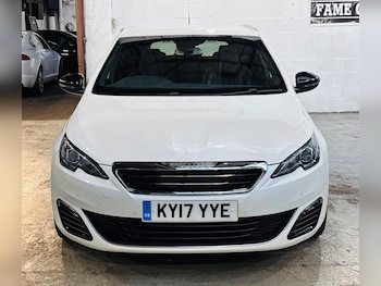 Used Peugeot 308 SW 2017 for sale - 75949467: Photo