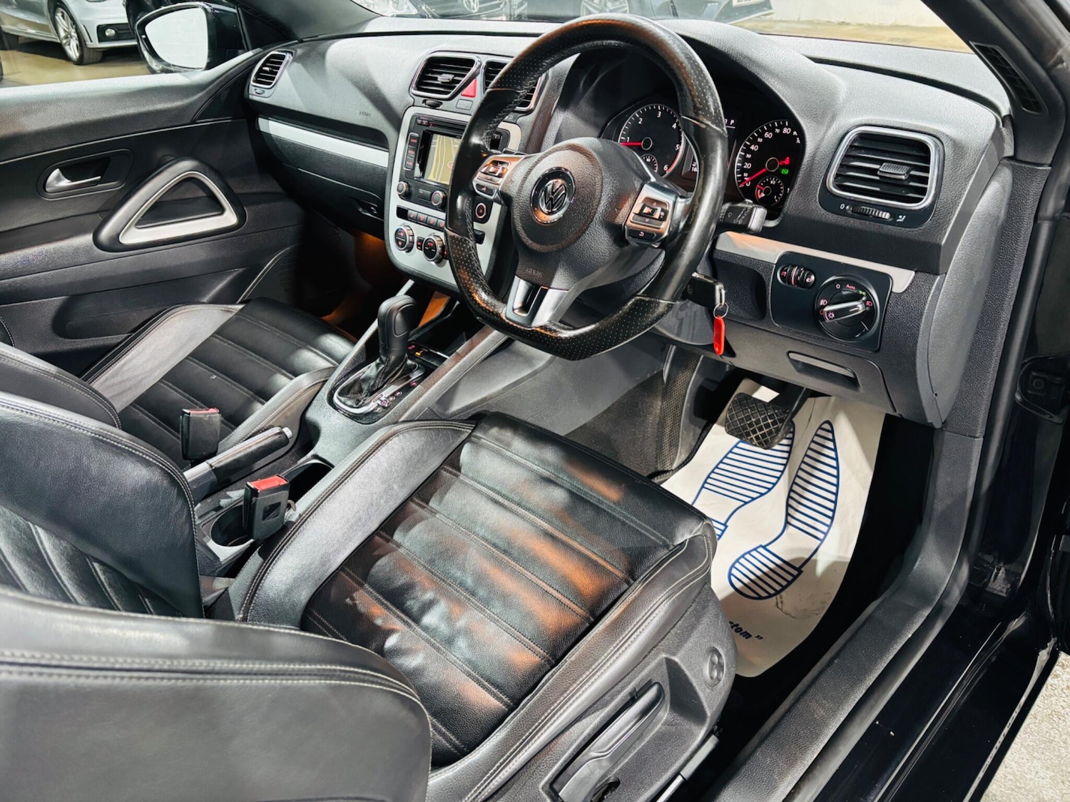 Used Volkswagen Scirocco 2014 for sale - 77695396: Photo 10