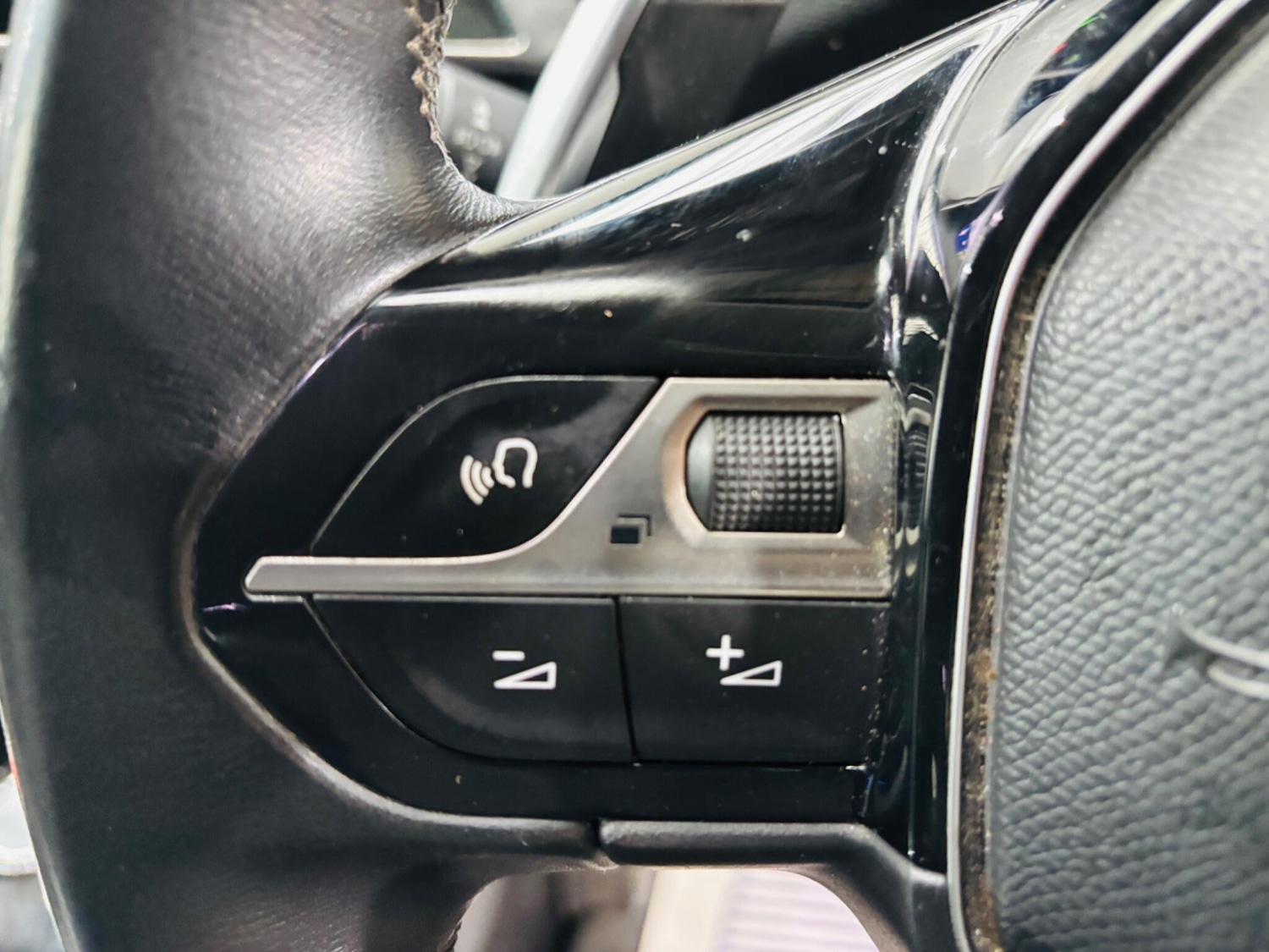 Used Peugeot 3008 for sale - 78135878: Photo 24