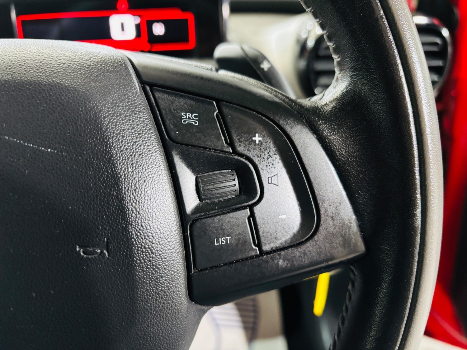 Used Citroen C4 Cactus 2016 for sale - 76592914: Photo 19