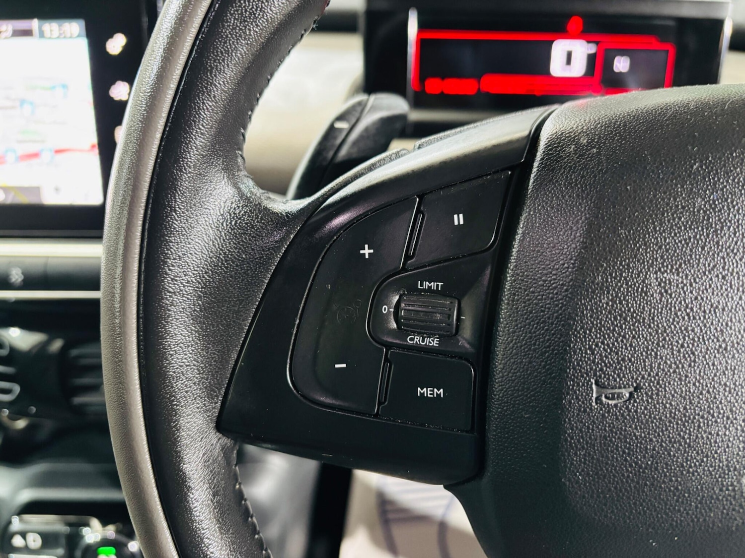 Used Citroen C4 Cactus 2016 for sale - 76592914: Photo 20