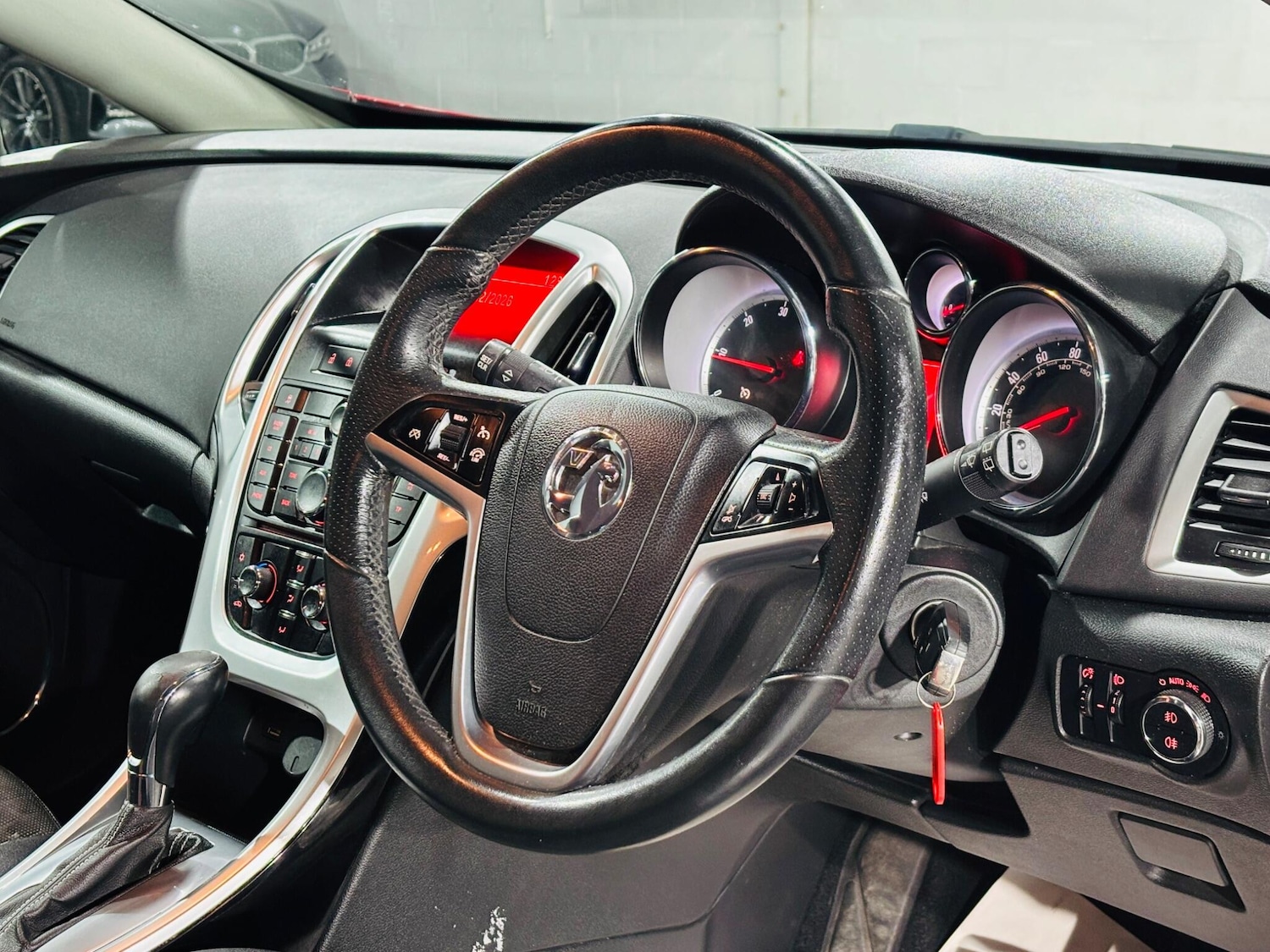 Used Vauxhall Astra GTC 2013 for sale - 77524745: Photo 11