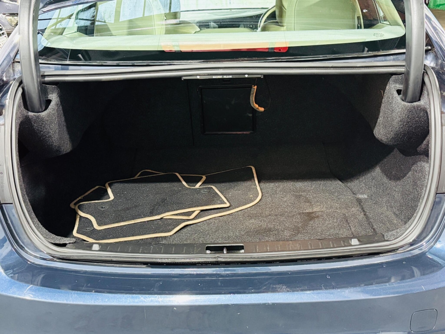 Used Volvo S60 2010 for sale - 76997026: Photo 32