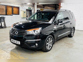 Used Ssangyong Turismo 2017 for sale - 78301307: Photo