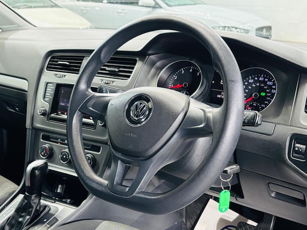 Used Volkswagen Golf 2014 for sale - 76240052: Photo 11