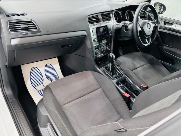 Used Volkswagen Golf 2014 for sale - 76240052: Photo 14