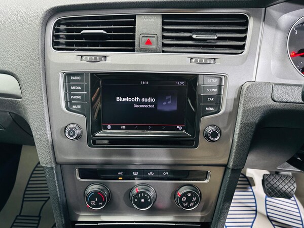 Used Volkswagen Golf 2014 for sale - 76240052: Photo 22