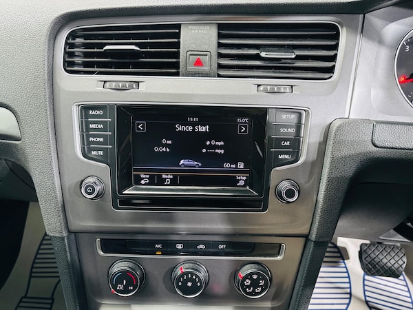 Used Volkswagen Golf 2014 for sale - 76240052: Photo 28