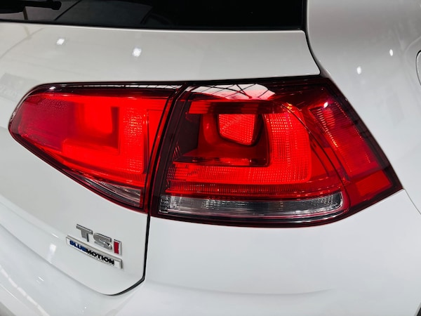 Used Volkswagen Golf 2014 for sale - 76240052: Photo 33
