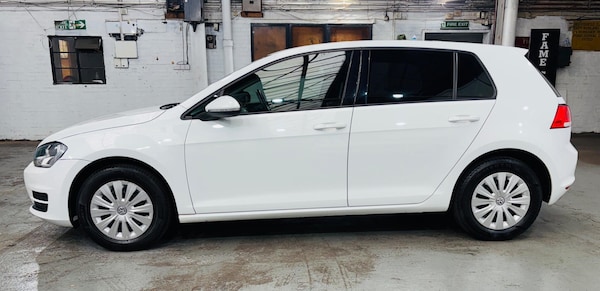 Used Volkswagen Golf 2014 for sale - 76240052: Photo 9