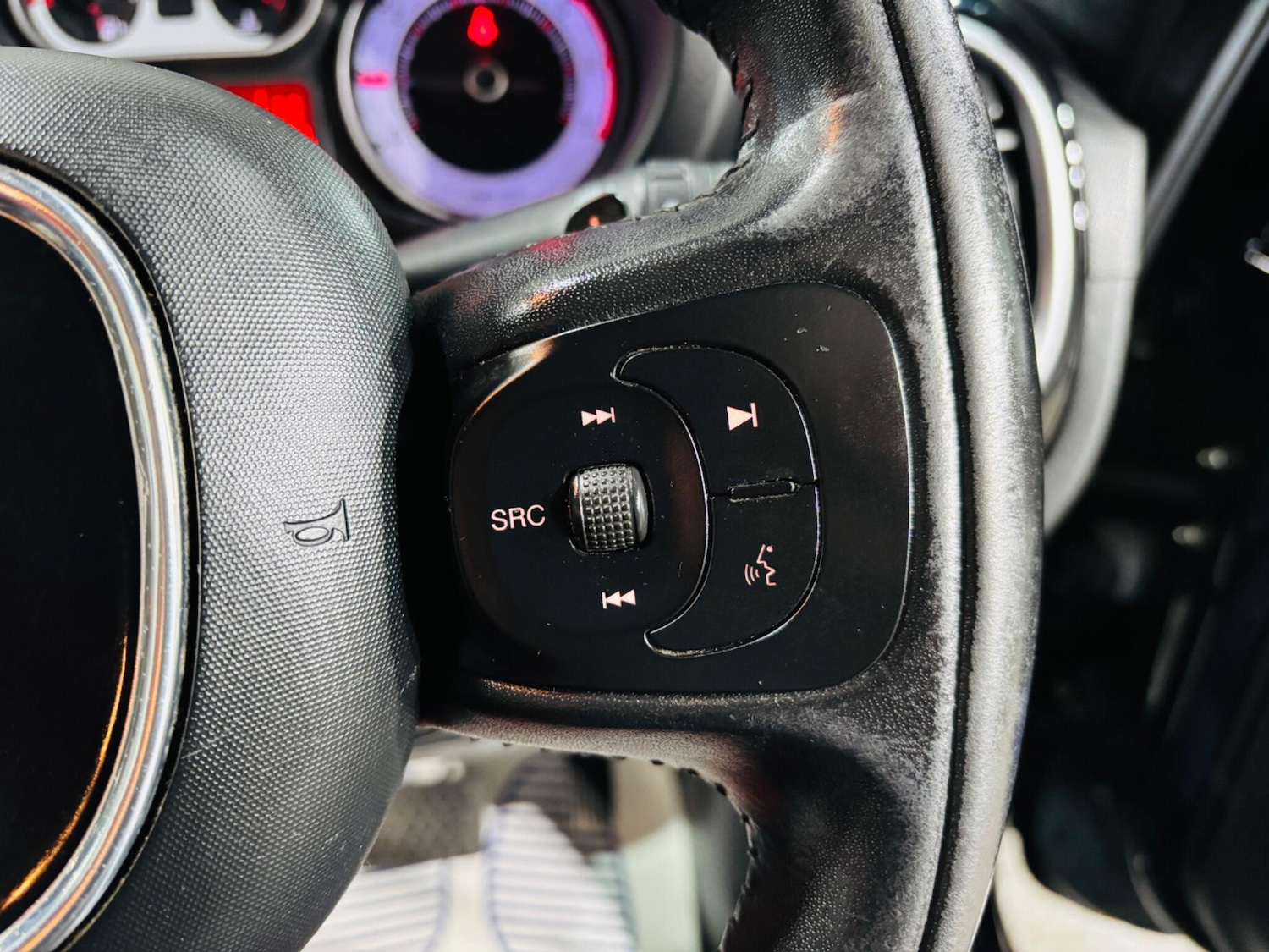 Used Fiat 500L 2014 for sale - 77794385: Photo 19