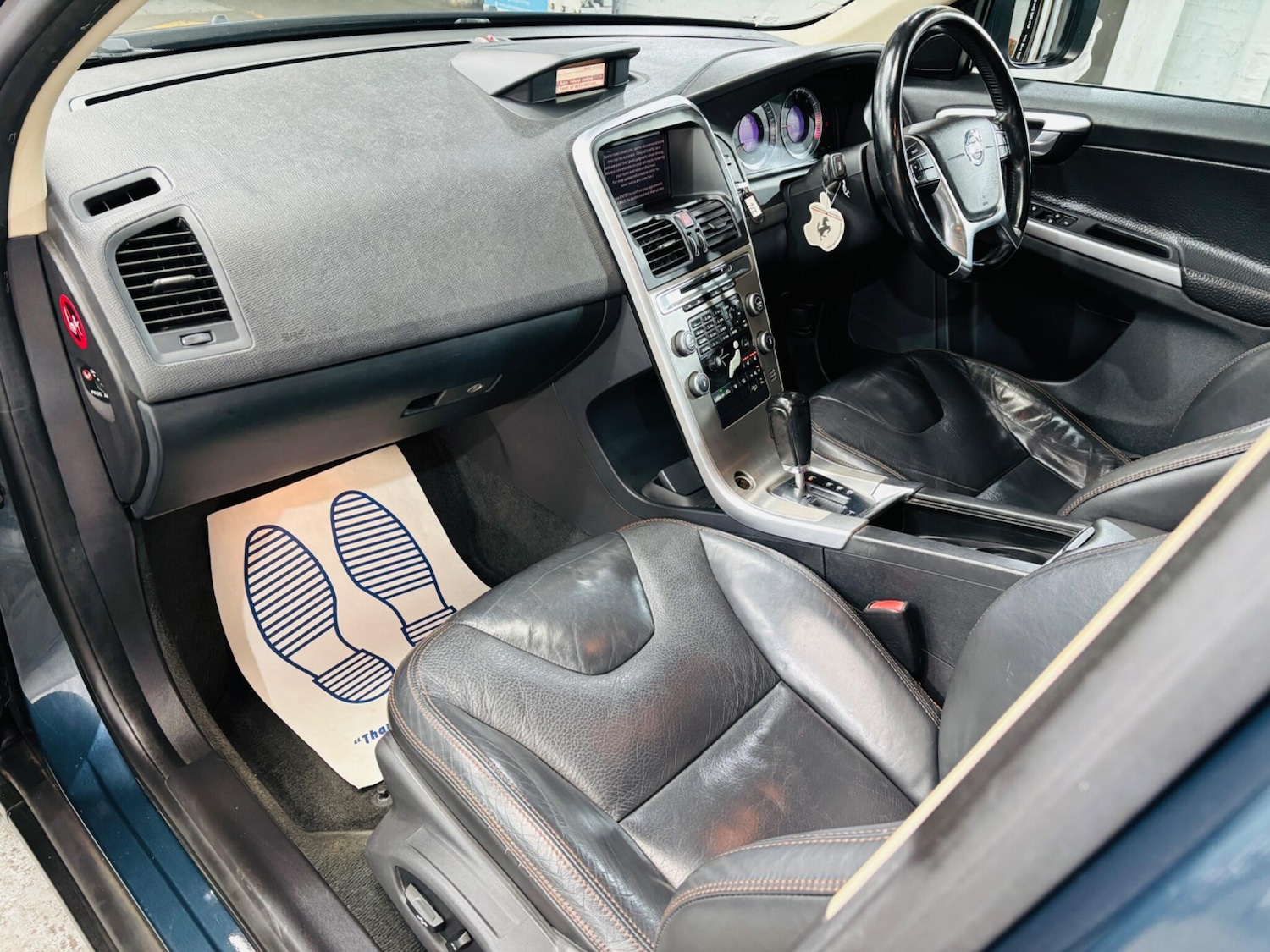 Used Volvo XC60 2009 for sale - 77670902: Photo 14