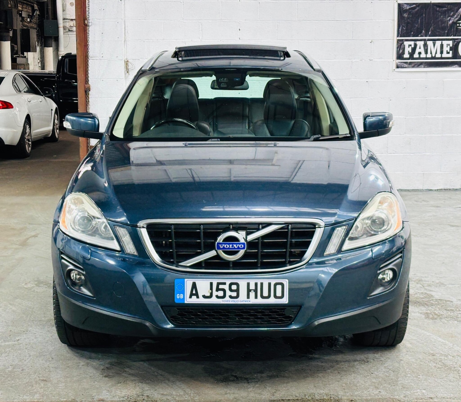 Used Volvo XC60 2009 for sale - 77670902: Photo 2