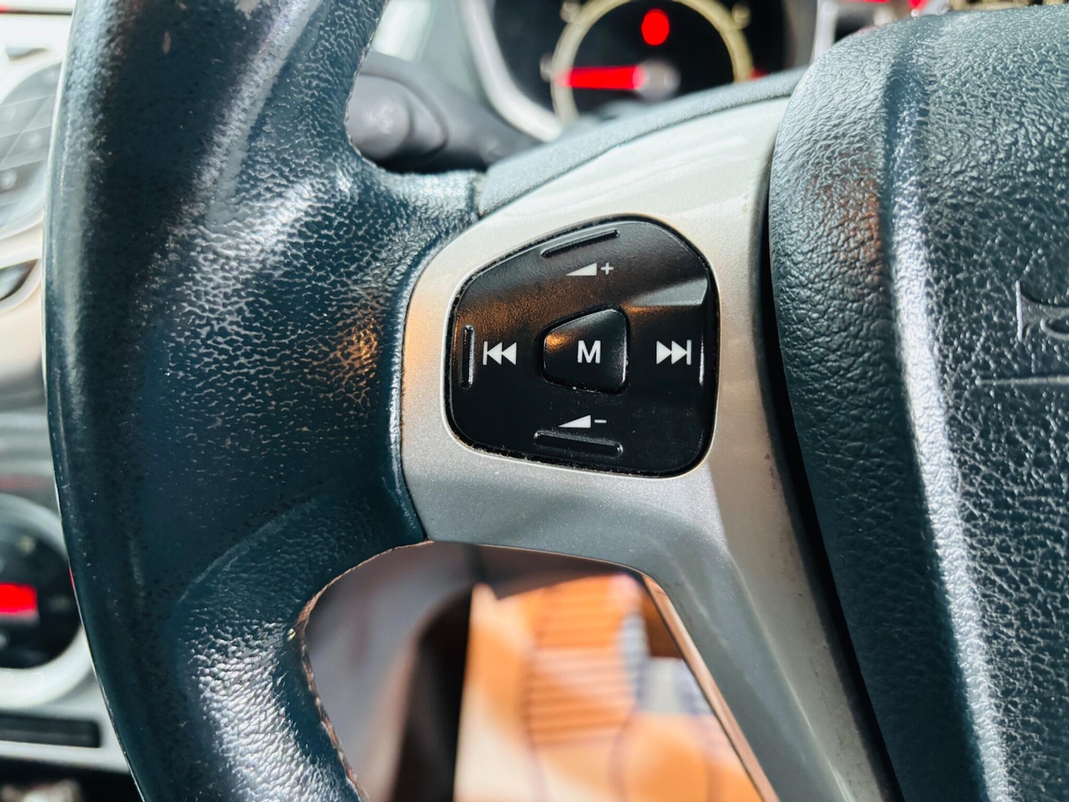 Used Ford Fiesta 2010 for sale - 76989823: Photo 22