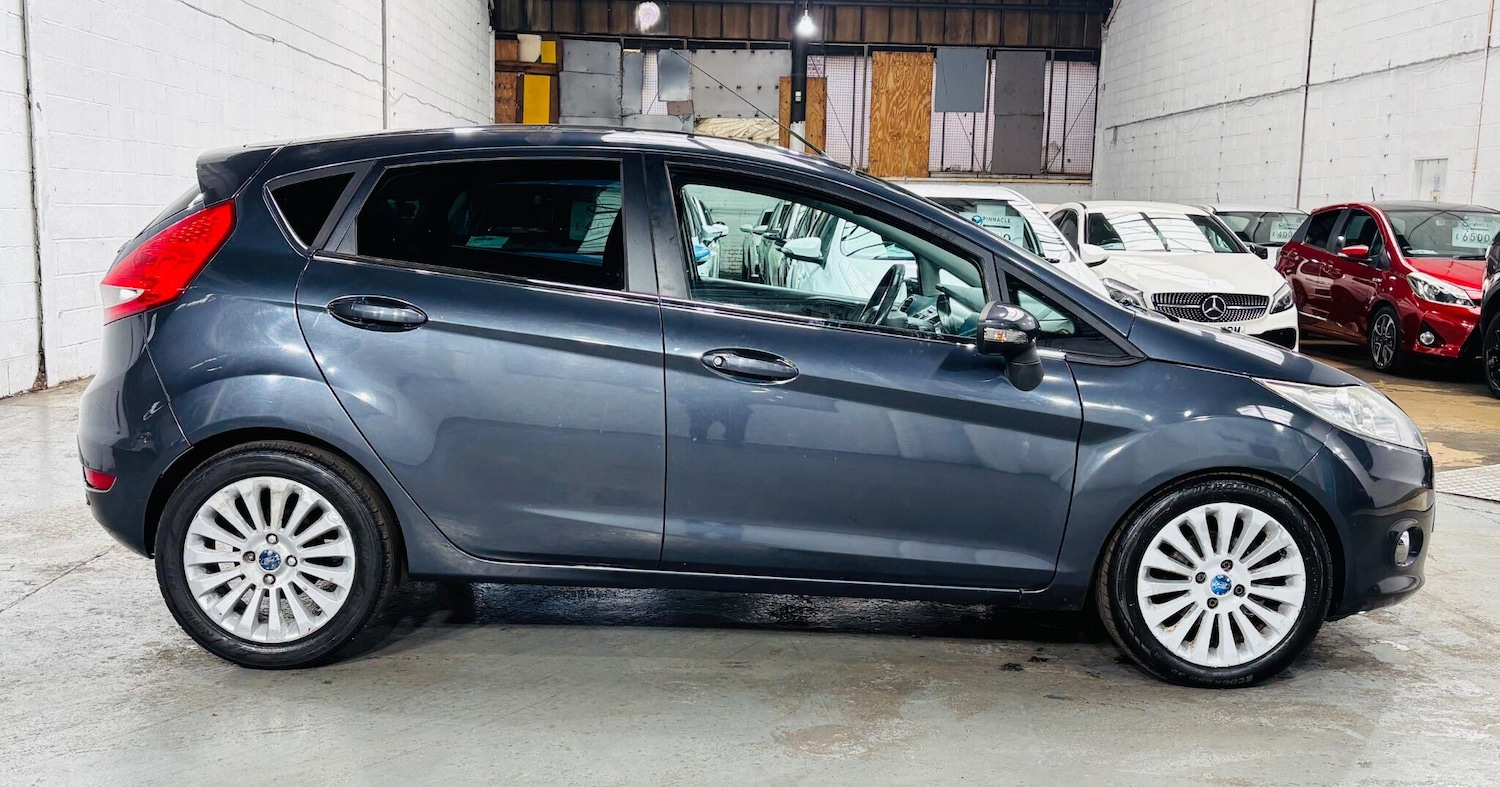 Used Ford Fiesta 2010 for sale - 76989823: Photo 8