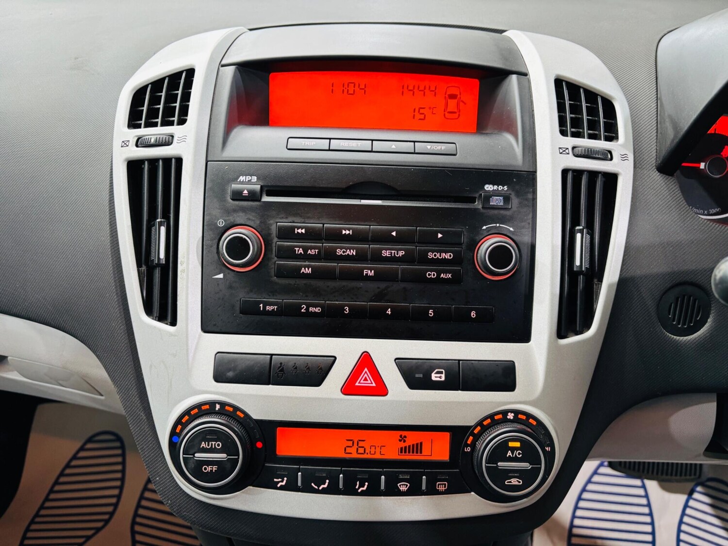 Used Kia Ceed for sale - 78214719: Photo 22