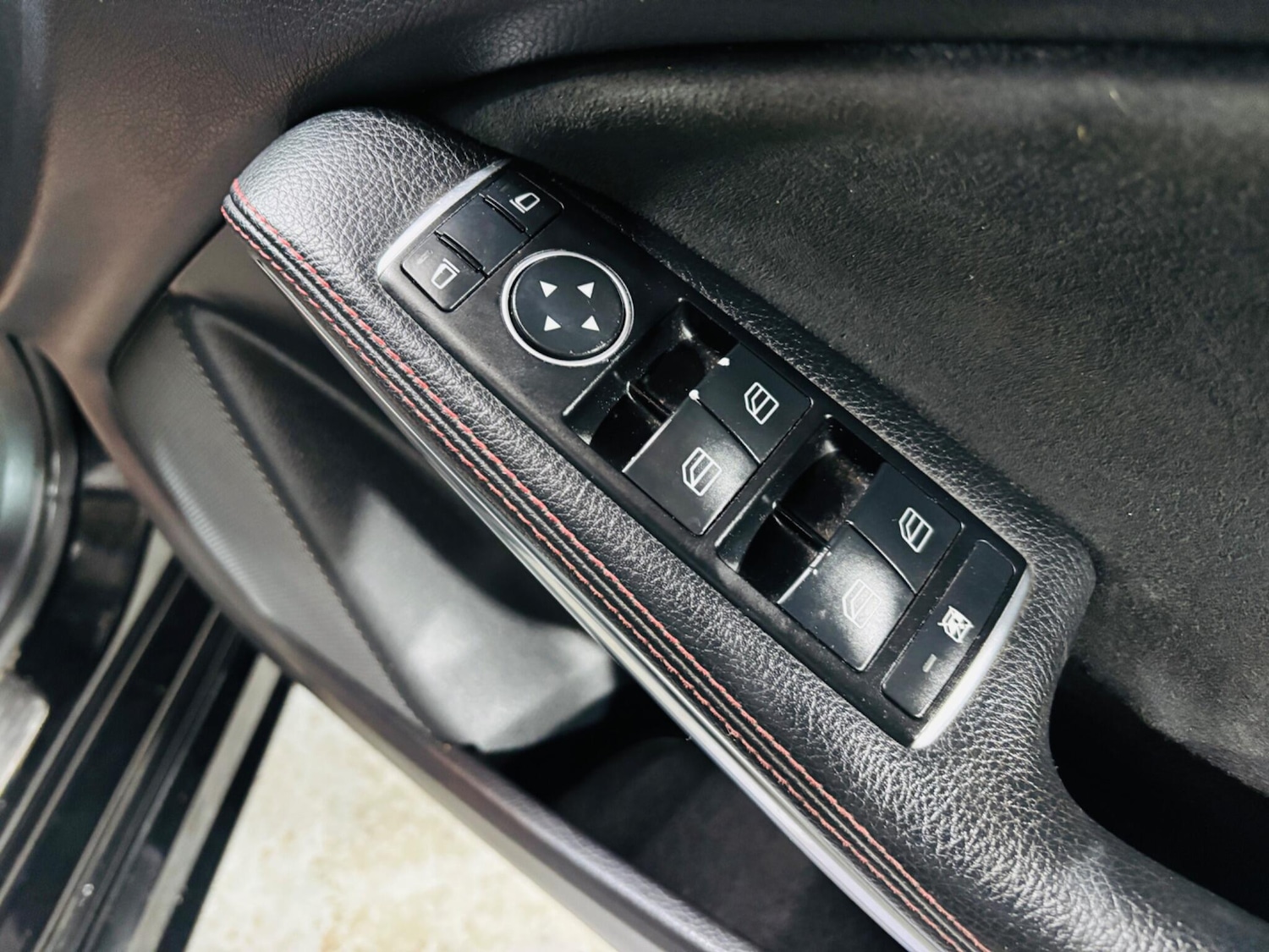 Used Mercedes-Benz A-Class 2015 for sale - 78046797: Photo 33