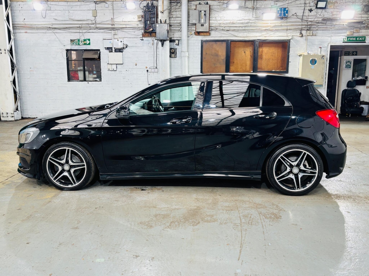 Used Mercedes-Benz A-Class 2015 for sale - 78046797: Photo 9