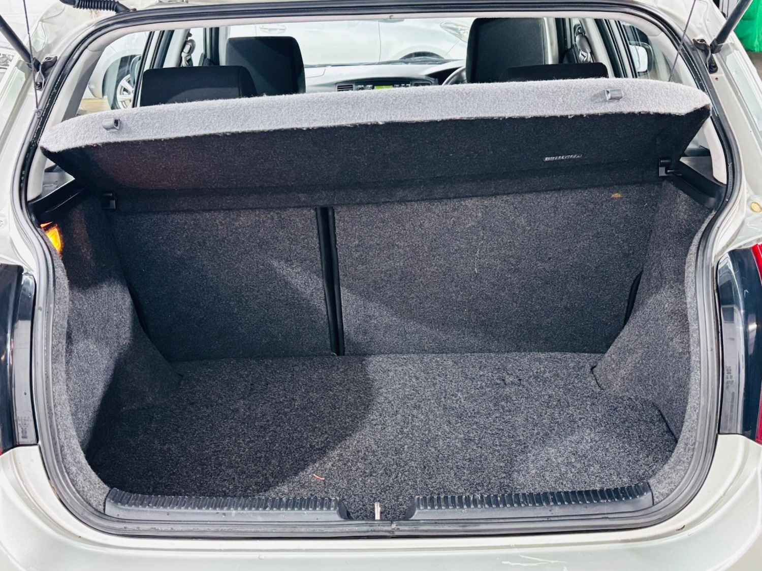 Used Toyota Corolla 2005 for sale - 76865290: Photo 26