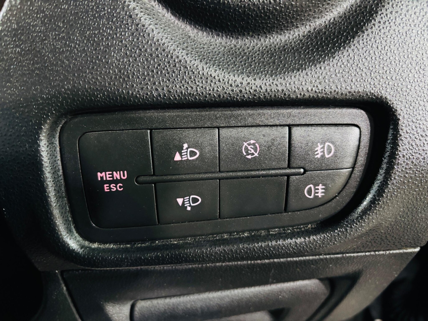 Used Alfa Romeo MiTo 2012 for sale - 76832749: Photo 19