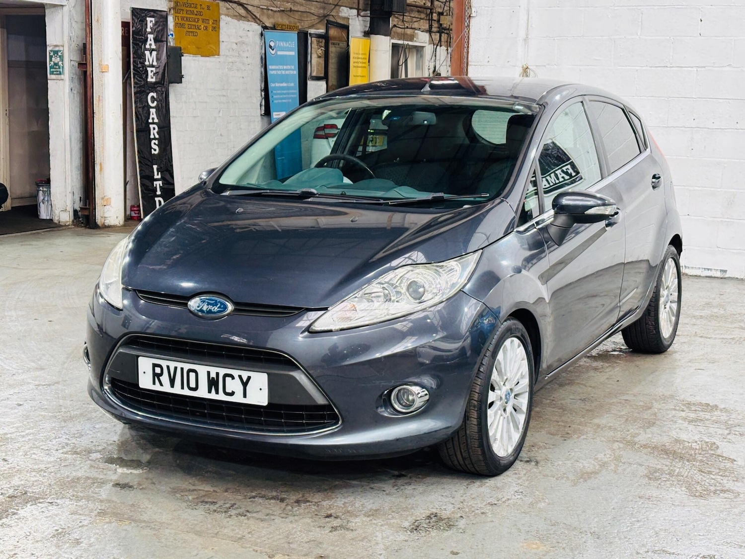 Used Ford Fiesta 2010 for sale - 76108514: Photo 4