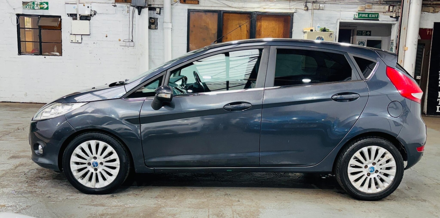 Used Ford Fiesta 2010 for sale - 76108514: Photo 9