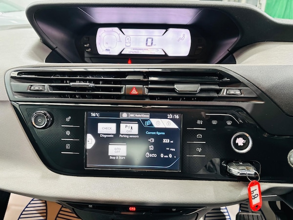 Used Citroen C4 Picasso 2015 for sale - 76215122: Photo 31