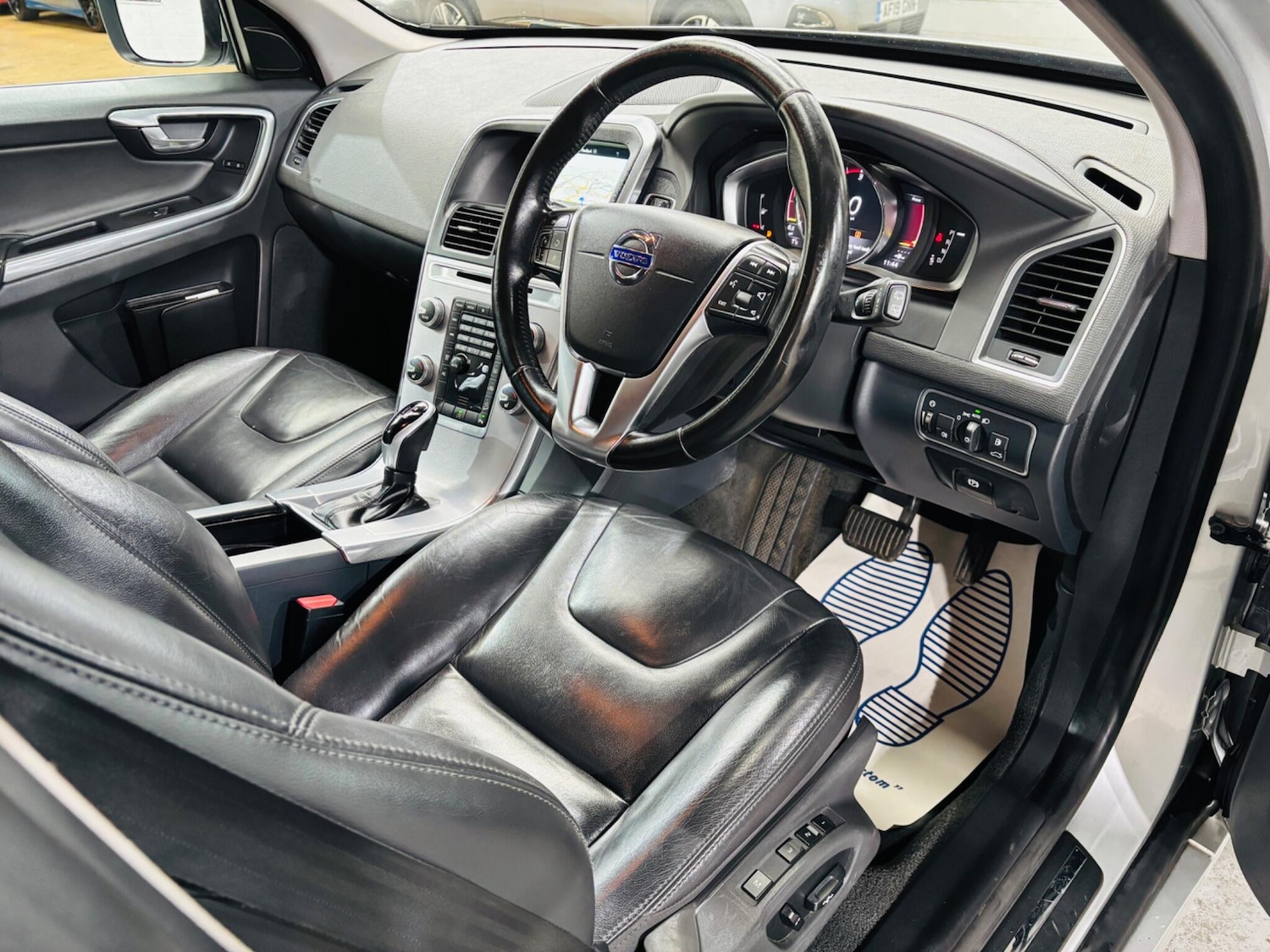 Used Volvo XC60 for sale - 77626278: Photo 10