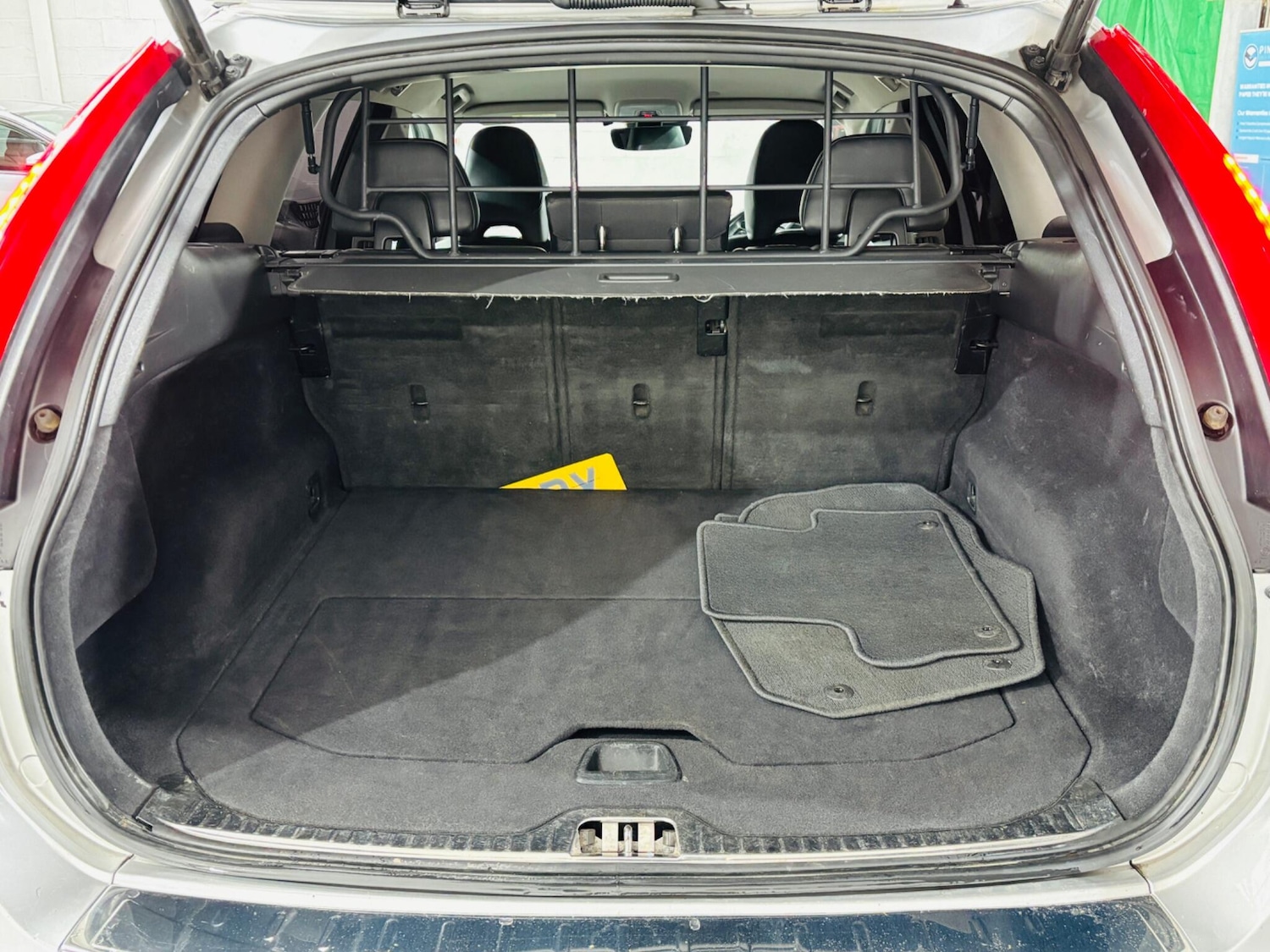 Used Volvo XC60 for sale - 77626278: Photo 32