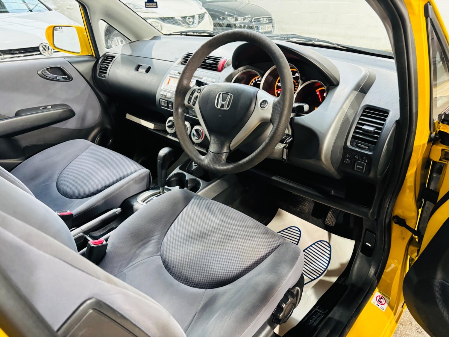 Used Honda Jazz 2005 for sale - 78127791: Photo 10