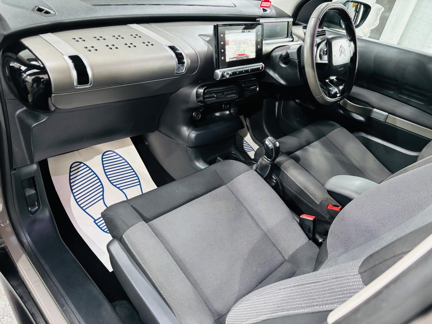 Used Citroen C4 Cactus 2015 for sale - 77400885: Photo 14