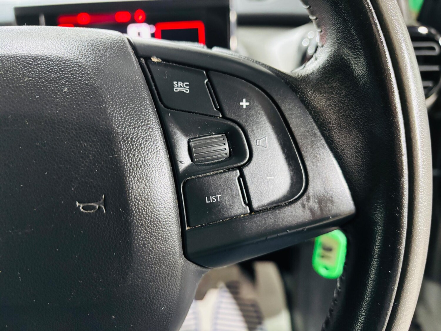 Used Citroen C4 Cactus 2015 for sale - 77400885: Photo 19