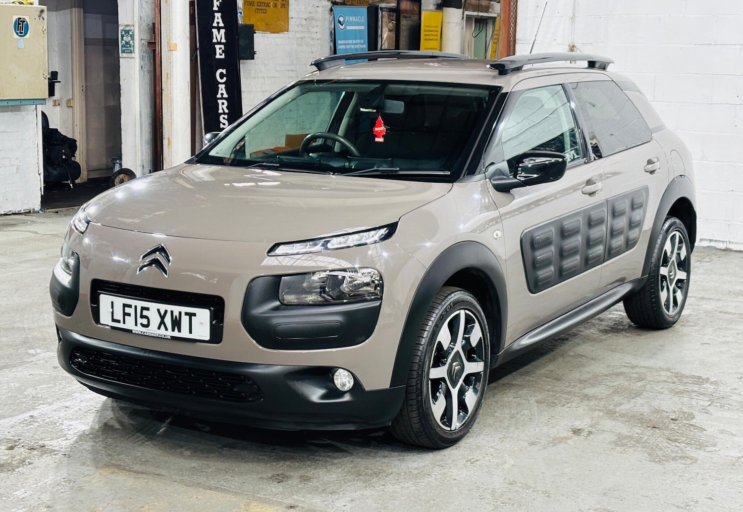 Used Citroen C4 Cactus 2015 for sale - 77400885: Photo 4