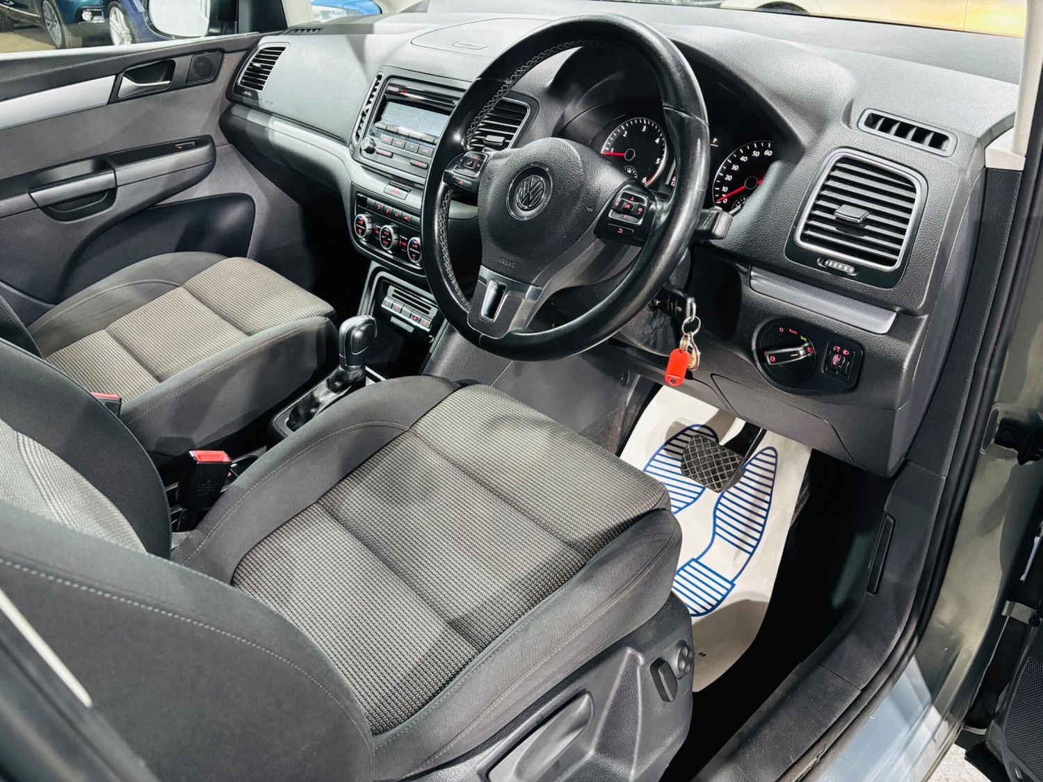 Used Volkswagen Sharan 2015 for sale - 76700698: Photo 10